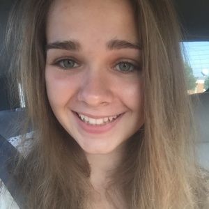 Meet your Posher, Molly