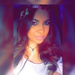 Meet your Posher, Glori