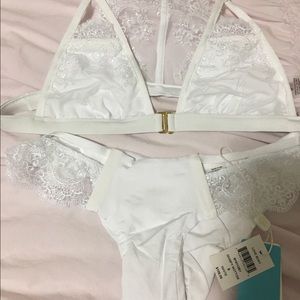 Beach Bunny Love Boat