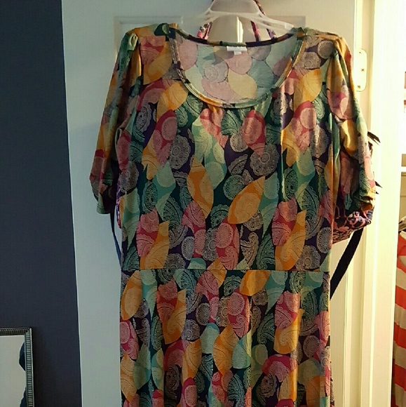 LULAROE ANA FALL LEAF PRINT