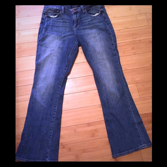 Lucky Jeans NWT.