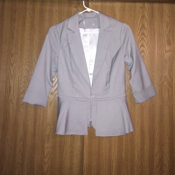 Feminine blazer - Picture 1 of 2