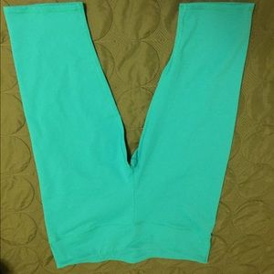 Fabletics Capris