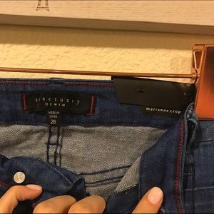 Sanctuary Jeans - NWT Sanctuary denim Marianne crop jeans raw edge Sanctuary Jeans - NWT Sanctuary denim Marianne crop jeans raw edge