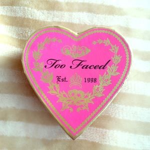 Too Faced Sweetheart Blush: Something About Berry