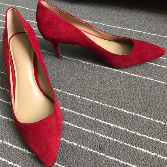 Brand new Ann Taylor Suede shoes.