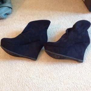 Nine West ankle platform boots