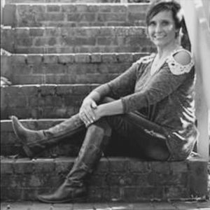 Meet your Posher, Pamela