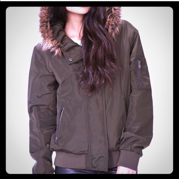 Bundle - Picture 3 of 3