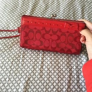 Coach clutch/ wristlet