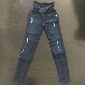 A Pea in the Pod distressed skinny jeans