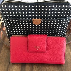 Fossil wallet. Purse sold separately