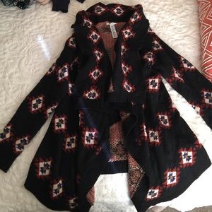Tribal Aztec looking cardigan! Size large