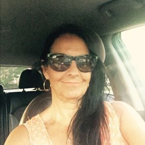 Meet your Posher, Patricia