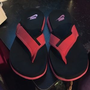 Nike flip flops