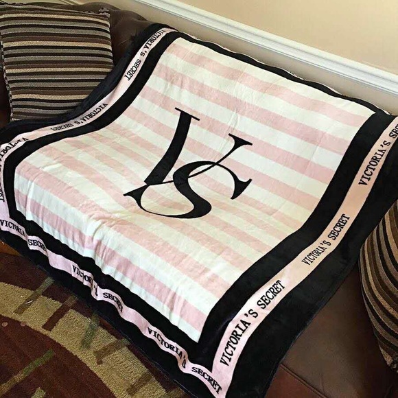 Flash Sale Pink Blanket Brand New - Picture 3 of 3