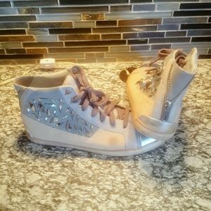 Sam Edelman Distressed Sneaker