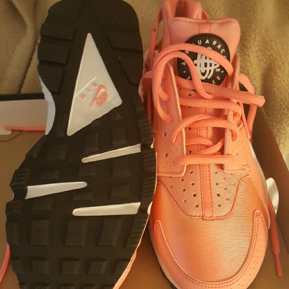 Nike Haraches