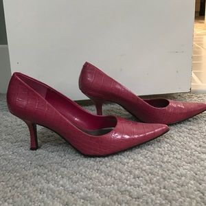 Nine West pink pumps