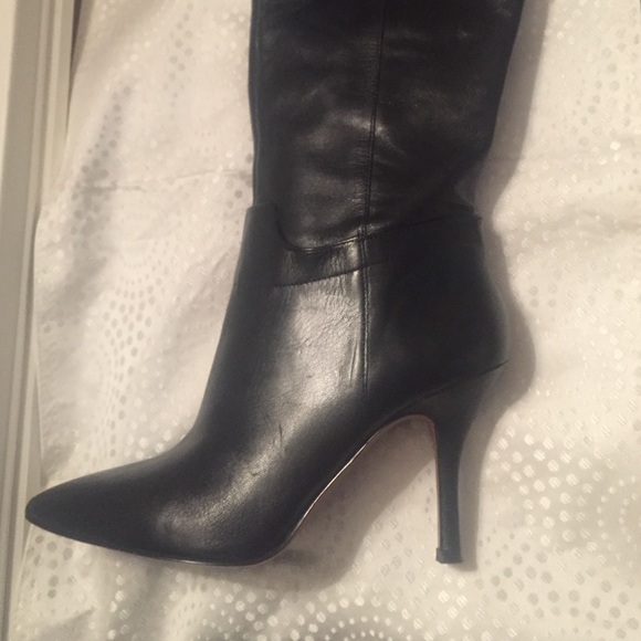 Nine West black leather boot, size 9 - Picture 3 of 4