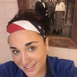 Meet your Posher, Alyssa anne