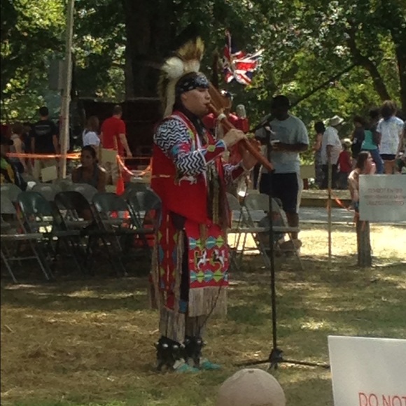 Meet your Posher, Alika - Picture 1 of 1