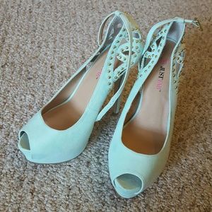 Mint Just Fab Heels - never been worn.