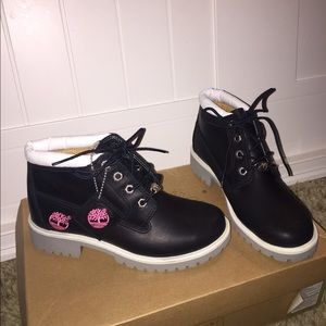 Custom women's Timberland boots, size 5
