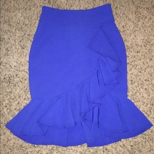 10 MIN SALE!🔥Gorgeous blue ruffle skirt