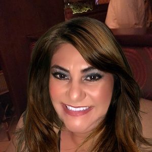 Meet your Posher, Mirna