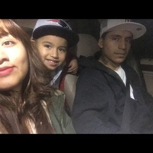 Meet your Posher, Manuel