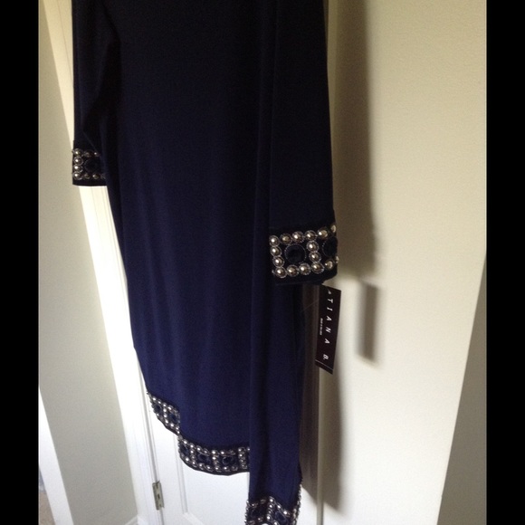 🙏🏻HP 1/21/17🙏🏻Navy Beaded Trim Dress - Picture 3 of 4