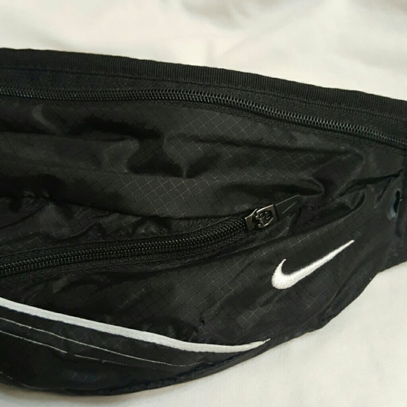 nike running pouch for phone