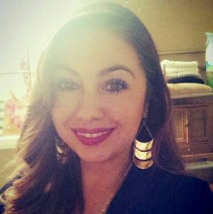 Meet your Posher, Valerie