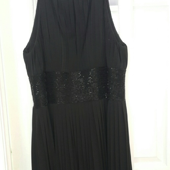 Cocktail black dress size 14