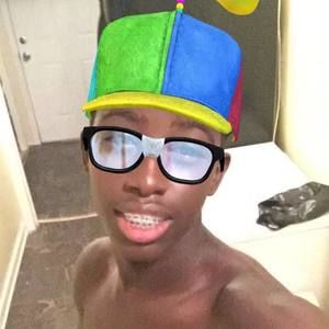 Meet your Posher, Elijah