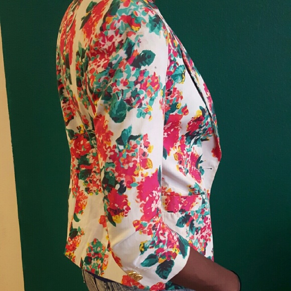 **SOLD** - Picture 3 of 4