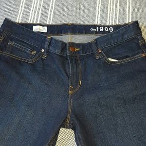 ⚠⚠⚠⚠⚠  CLOSET CLOSING GAP 1969 Real Straight jeans