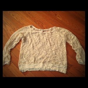 CREAM COLOR LIGHTWEIGHT SWEATER
