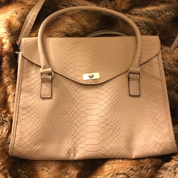 Merona cross body laptop bag
