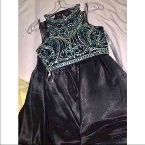 Homecoming/ prom dress !!
