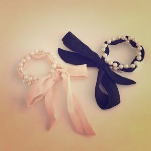 Set of 2 chiffon & pearl wrapped bracelets | H&M