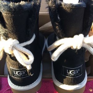 uggs with rope bow