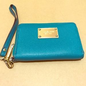 Michael Kors wristlet phone case