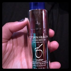 Oclipse sunscreen and primer -ZO (Obaji)NEW