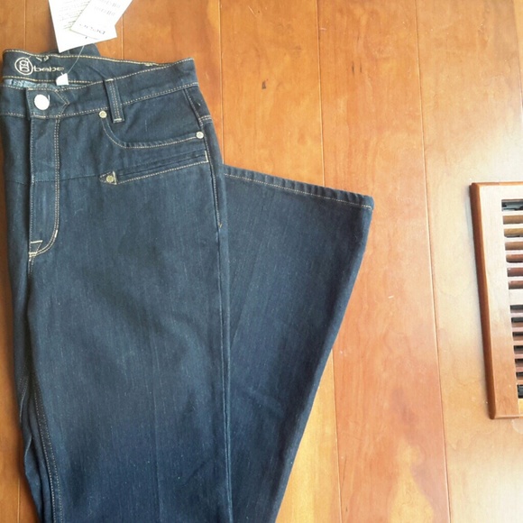 Bebe 7 pocket high waisted wide leg jeans, size 30 - Picture 4 of 4