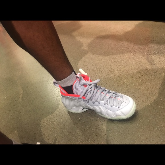 Pure platinum foams