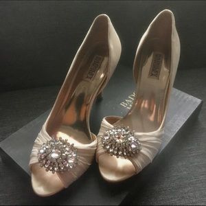 Badgley Mischka "Pearson" Heels