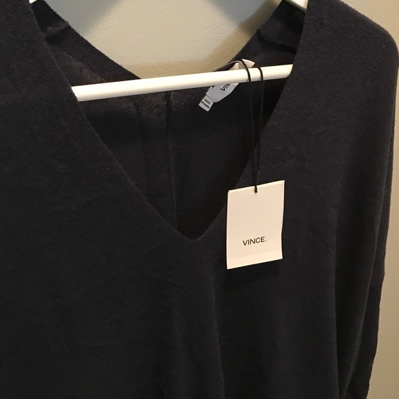 Vince Sweaters - Vince NWT Navy Blue V Neck Wool Sweater MSRP $245 Vince Sweaters - Vince NWT Navy Blue V Neck Wool Sweater MSRP $245