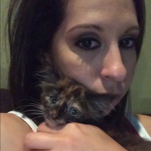 Meet your Posher, Crystal